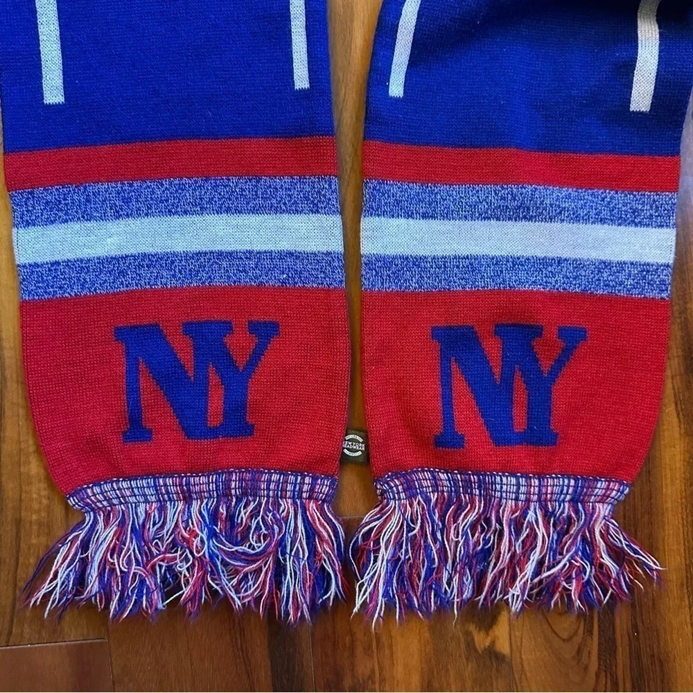 New York Giants Themed Knit Scarf